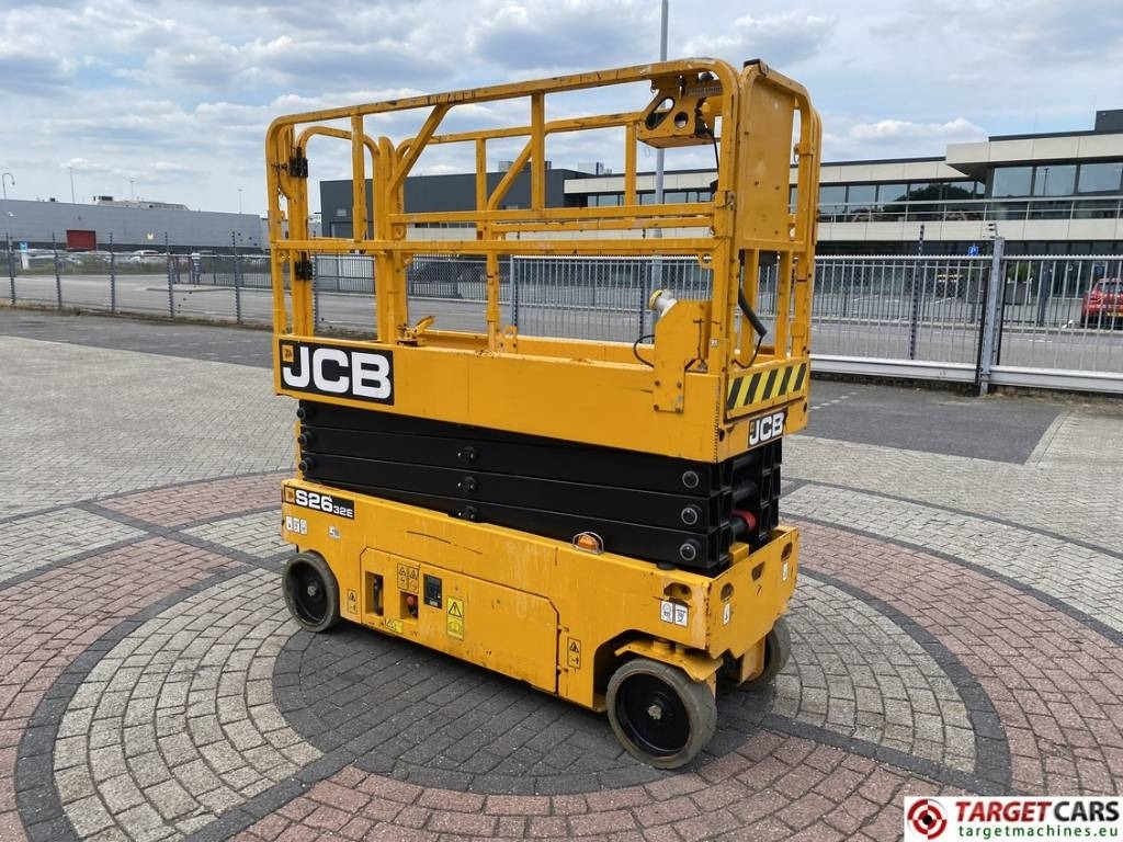 JCB S2632E Electric Scissor Work Lift 1010cm - Nůžková plošina: obrázek 2 JCB S2632E Electric Scissor Work Lift 1010cm - Nůžková plošina: obrázek 2