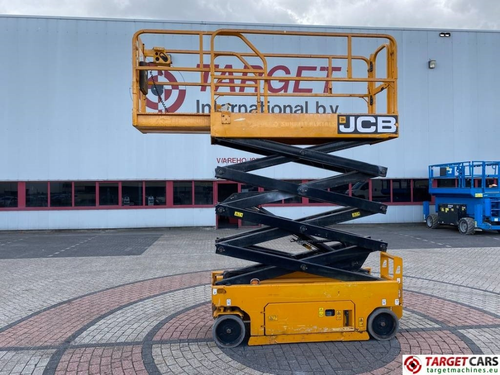 JCB S2632E Electric Scissor Work Lift 1010cm - Nůžková plošina: obrázek 5 JCB S2632E Electric Scissor Work Lift 1010cm - Nůžková plošina: obrázek 5