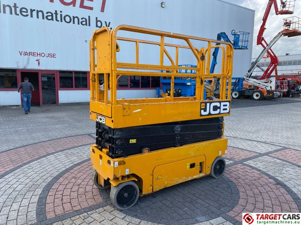 JCB S2632E Electric Scissor Work Lift 1010cm - Nůžková plošina: obrázek 1 JCB S2632E Electric Scissor Work Lift 1010cm - Nůžková plošina: obrázek 1