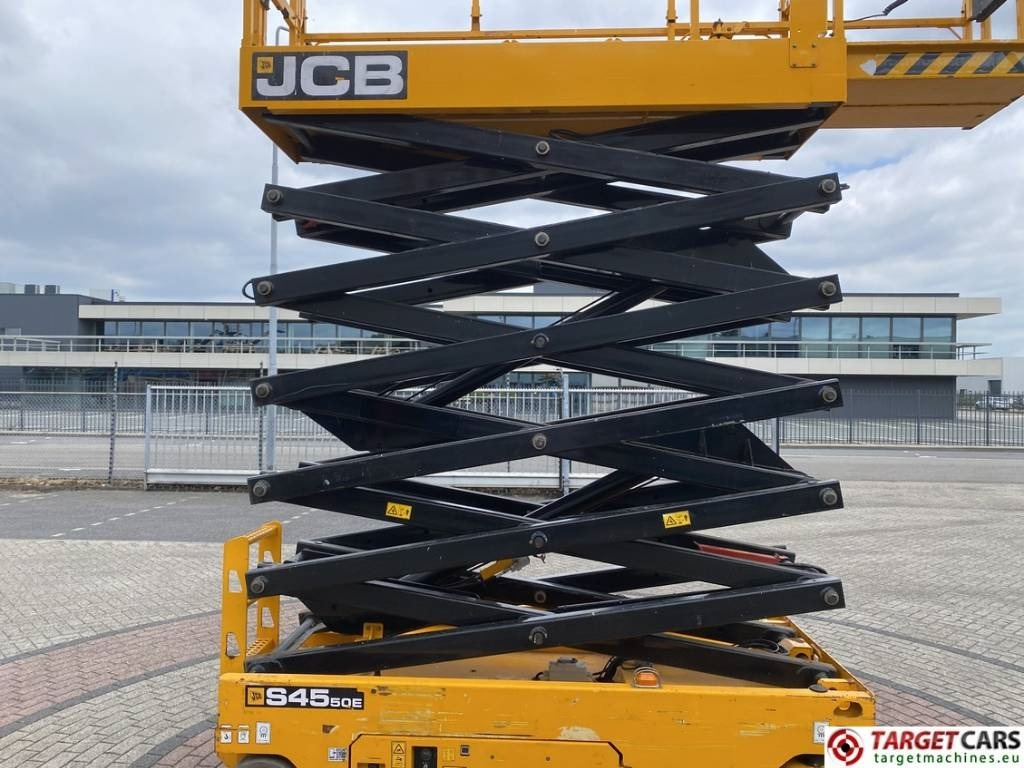 Nůžková plošina JCB S4550E Electric Scissor Work Lift 1580cm: obrázek 29