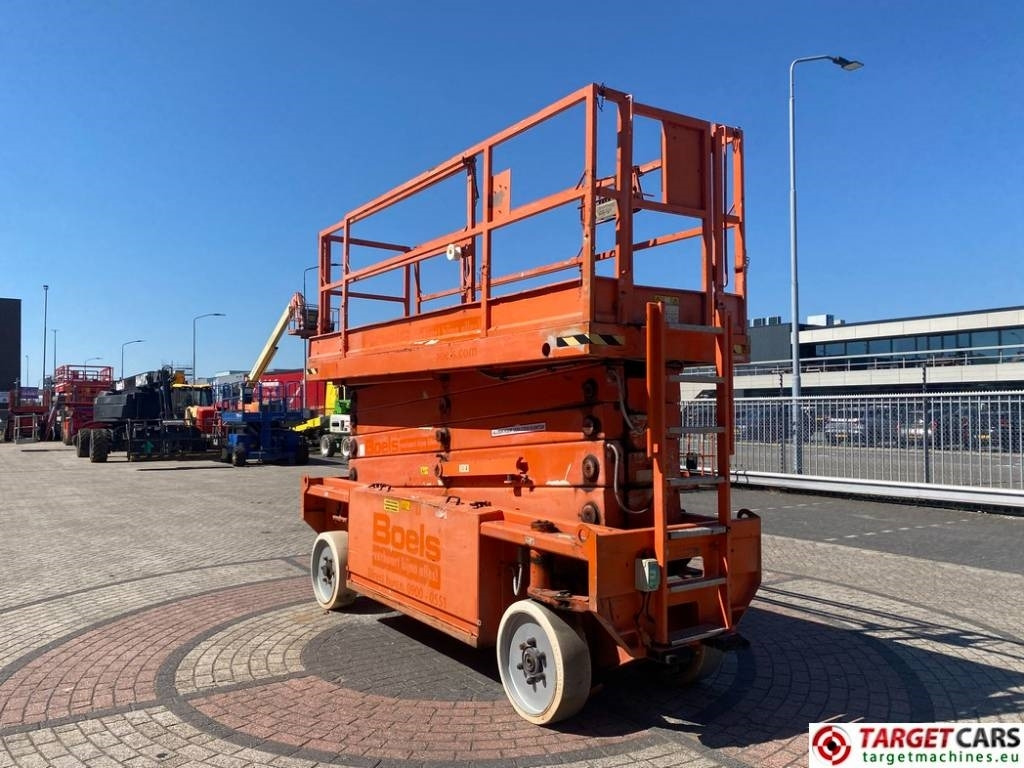 JLG 153-12 Liftlux Electric Scissor Work Lift 1730cm - Nůžková plošina: obrázek 2 JLG 153-12 Liftlux Electric Scissor Work Lift 1730cm - Nůžková plošina: obrázek 2
