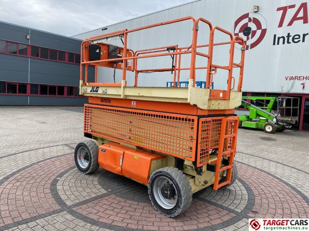 JLG 4069LE Electric Scissor Work Lift 1419cm - Nůžková plošina: obrázek 4 JLG 4069LE Electric Scissor Work Lift 1419cm - Nůžková plošina: obrázek 4