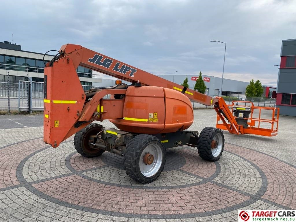 JLG 600AJ Articulated 4x4x4 Diesel Boom Lift 2047cm - Kloubová plošina: obrázek 4 JLG 600AJ Articulated 4x4x4 Diesel Boom Lift 2047cm - Kloubová plošina: obrázek 4