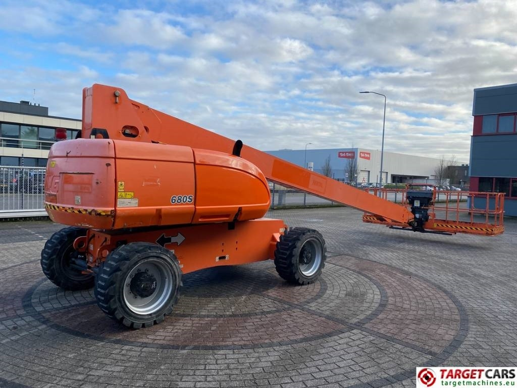 JLG 680S Telescopic 4x4 Diesel Boom Work Lift 2273cm - Teleskopická plošina: obrázek 3 JLG 680S Telescopic 4x4 Diesel Boom Work Lift 2273cm - Teleskopická plošina: obrázek 3