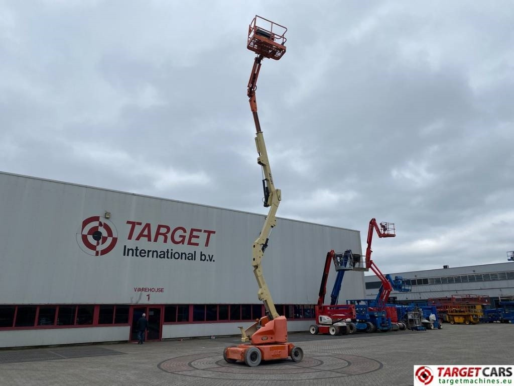 JLG E400AJPN Jib Plus Articulated Boom Lift 1419cm - Kloubová plošina: obrázek 5 JLG E400AJPN Jib Plus Articulated Boom Lift 1419cm - Kloubová plošina: obrázek 5