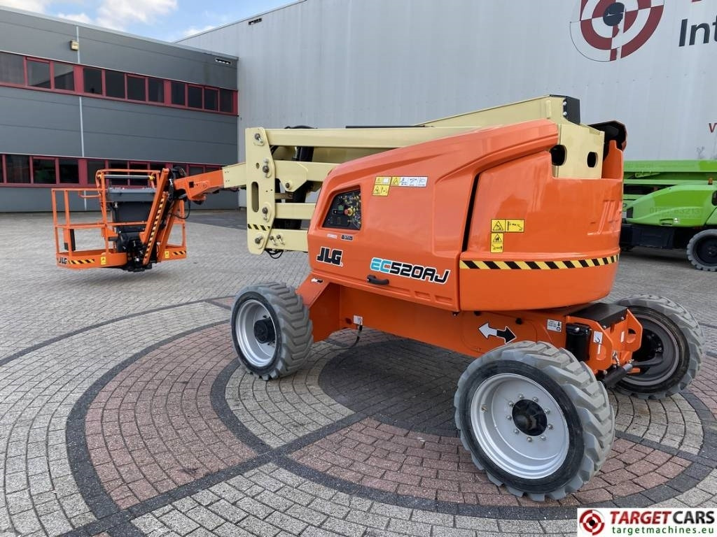 JLG EC520AJ Electric Articulated Boom Work Lift 1800cm - Kloubová plošina: obrázek 4 JLG EC520AJ Electric Articulated Boom Work Lift 1800cm - Kloubová plošina: obrázek 4