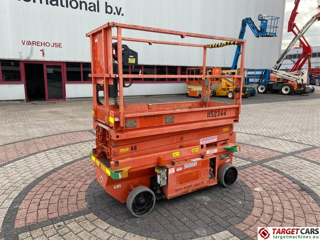 JLG R6 Electric 6RS Scissor Work Lift 779cm - Nůžková plošina: obrázek 1 JLG R6 Electric 6RS Scissor Work Lift 779cm - Nůžková plošina: obrázek 1