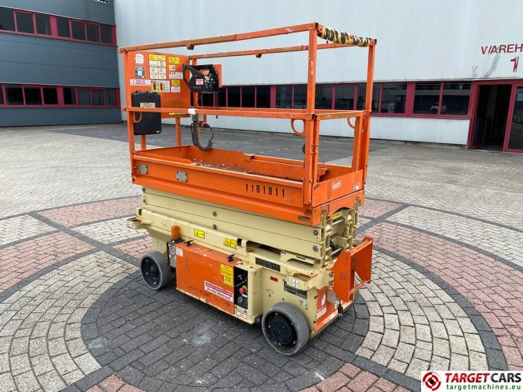 JLG R6 Electric 6RS Scissor Work Lift 779cm - Nůžková plošina: obrázek 4 JLG R6 Electric 6RS Scissor Work Lift 779cm - Nůžková plošina: obrázek 4