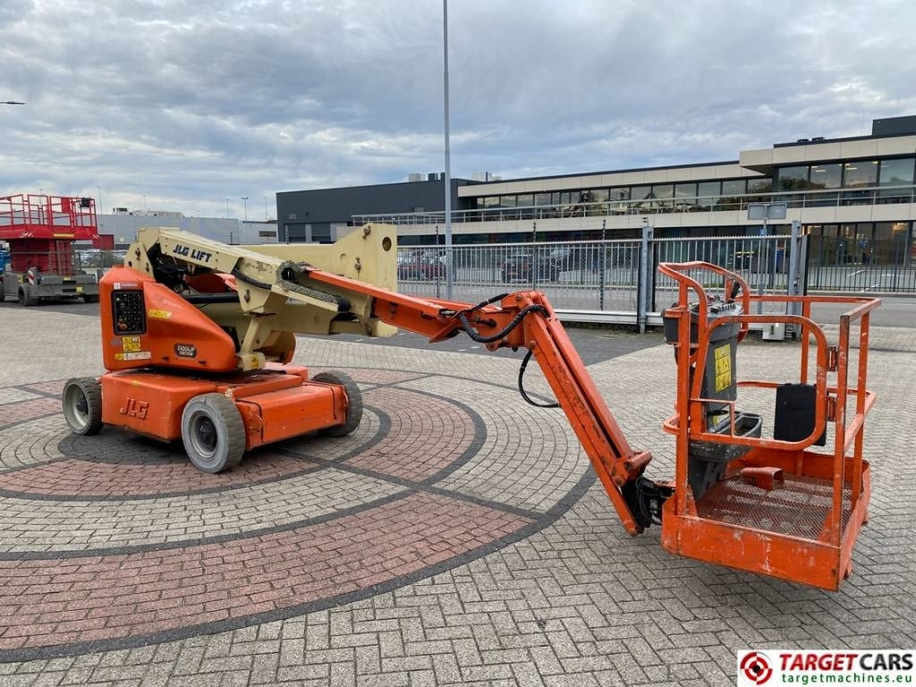 JLG E400AJPN Jib Plus Articulated Electric BoomLift - Jiná technika: obrázek 2 JLG E400AJPN Jib Plus Articulated Electric BoomLift - Jiná technika: obrázek 2