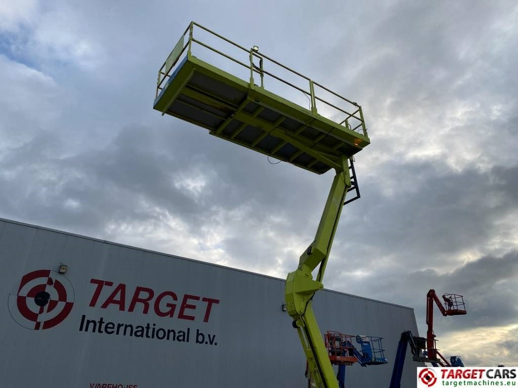Nůžková plošina MEC 2684RT Diesel 4x4 Scissor Lift Speed-Level 992cm: obrázek 26