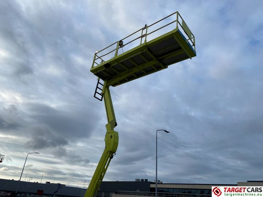 Nůžková plošina MEC 2684RT Diesel 4x4 Scissor Lift Speed-Level 992cm: obrázek 28