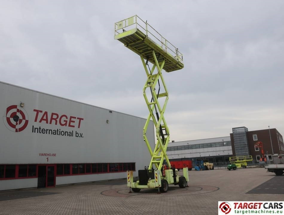 Nůžková plošina MEC 3392RT-T Diesel 4x4 Scissor Work LIft 1200cm: obrázek 6