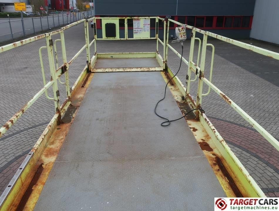 Nůžková plošina MEC 3392RT-T Diesel 4x4 Scissor Work LIft 1200cm: obrázek 9