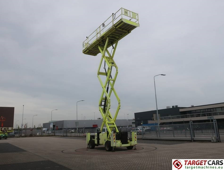 Nůžková plošina MEC 3392RT-T Diesel 4x4 Scissor Work LIft 1200cm: obrázek 7