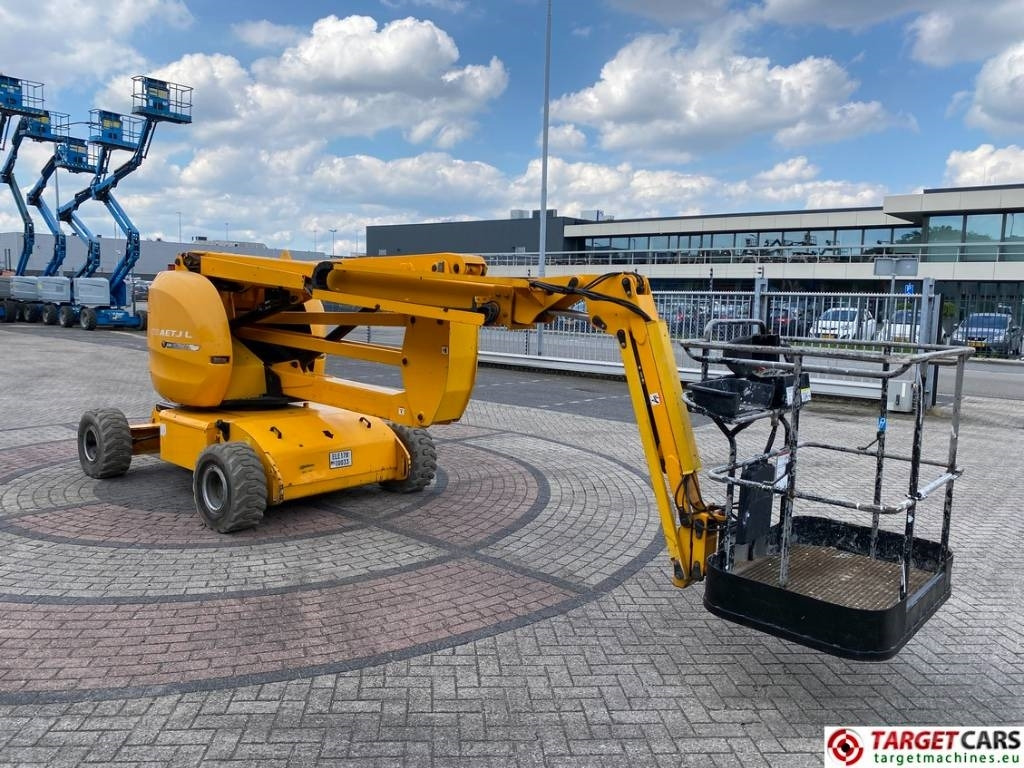 Manitou 170AETJL Electric Articulated Boom WorkLift 1690cm - Kloubová plošina: obrázek 2 Manitou 170AETJL Electric Articulated Boom WorkLift 1690cm - Kloubová plošina: obrázek 2