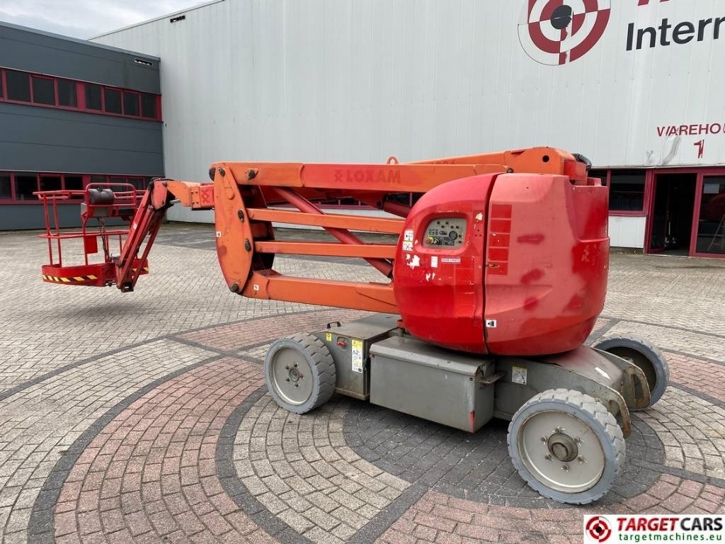 Manitou 170AETJL Electric Articulated Boom WorkLift 1690cm - Kloubová plošina: obrázek 4 Manitou 170AETJL Electric Articulated Boom WorkLift 1690cm - Kloubová plošina: obrázek 4
