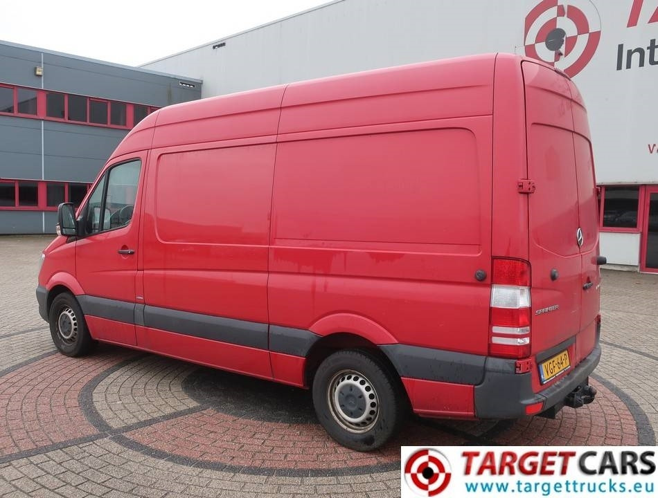 Mercedes-Benz 319CDI Sprinter L2H2 190HP Euro6 Trailer Hook 3.5T - Furgon: obrázek 4 Mercedes-Benz 319CDI Sprinter L2H2 190HP Euro6 Trailer Hook 3.5T - Furgon: obrázek 4