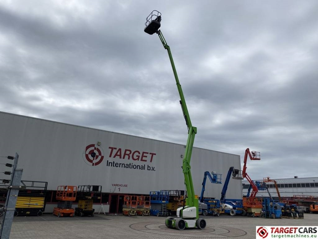 Niftylift HR17NE MK4 Electric Articulated Boom Work Lift 17M - Kloubová plošina: obrázek 5 Niftylift HR17NE MK4 Electric Articulated Boom Work Lift 17M - Kloubová plošina: obrázek 5