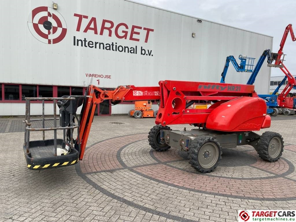 Niftylift HR21D Diesel 4x4 Articulated Boom Work Lift 2080cm - Kloubová plošina: obrázek 1 Niftylift HR21D Diesel 4x4 Articulated Boom Work Lift 2080cm - Kloubová plošina: obrázek 1