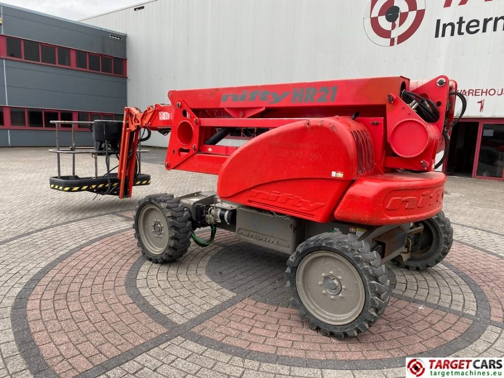 Niftylift HR21D Diesel 4x4 Articulated Boom Work Lift 2080cm - Kloubová plošina: obrázek 4 Niftylift HR21D Diesel 4x4 Articulated Boom Work Lift 2080cm - Kloubová plošina: obrázek 4