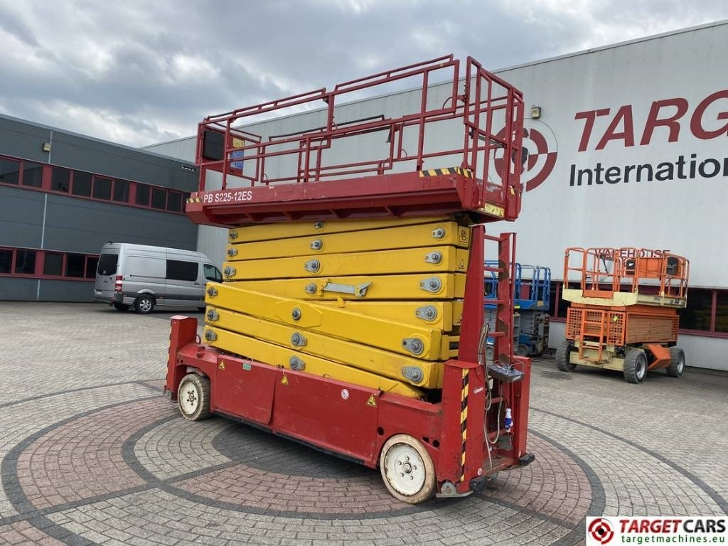 PB-Lift S225-12ES Electric Scissor Work Lift 2250cm - Nůžková plošina: obrázek 4 PB-Lift S225-12ES Electric Scissor Work Lift 2250cm - Nůžková plošina: obrázek 4