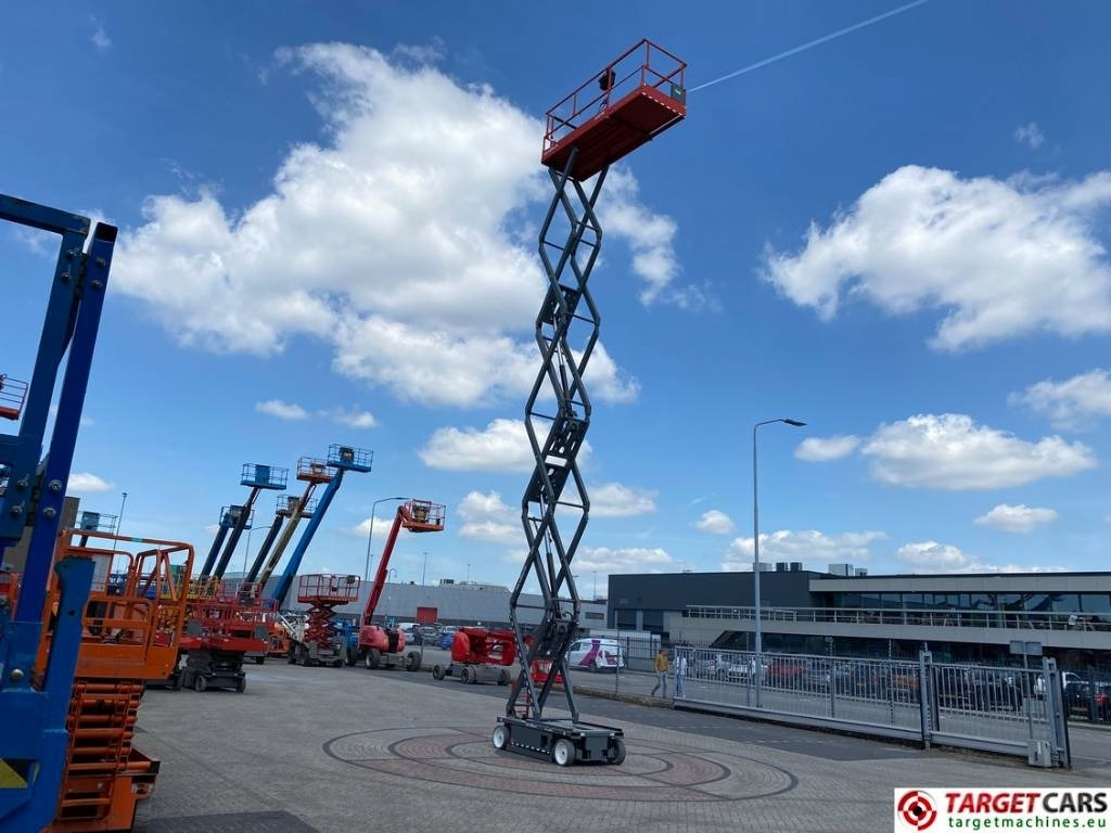 Nůžková plošina SkyJack SJ4740 Electric 4740 Scissor Work Lift 1380cm: obrázek 7