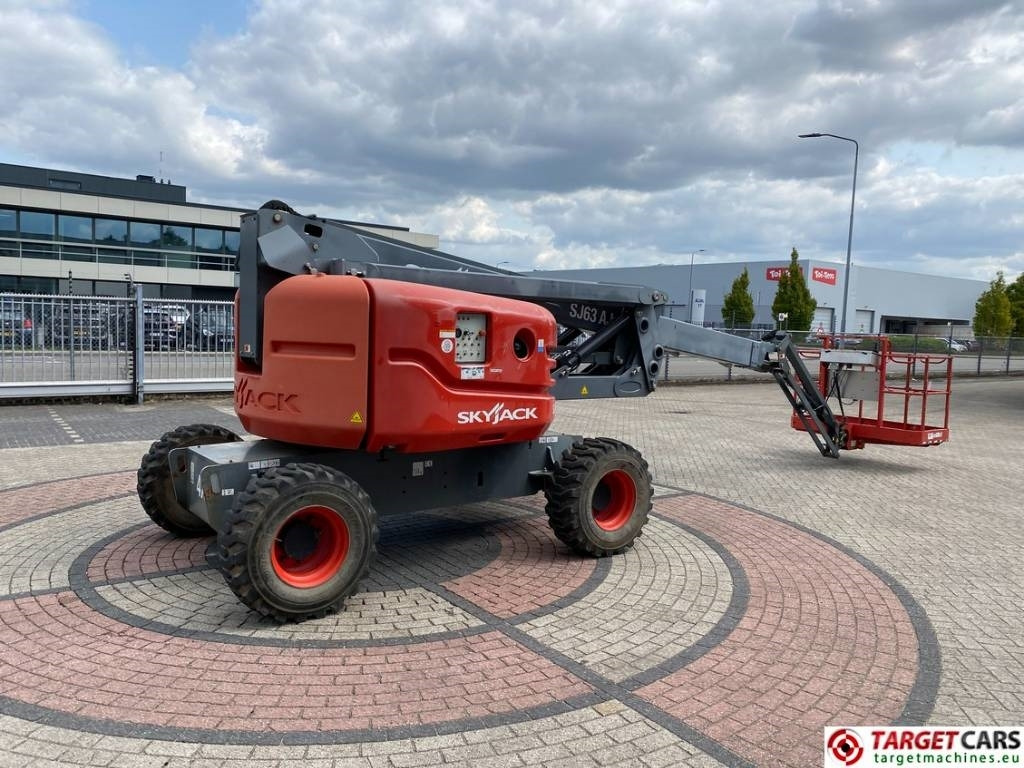 SkyJack SJ63AJ Articulated 4x4 Diesel Boom WorkLift 2136cm - Kloubová plošina: obrázek 3 SkyJack SJ63AJ Articulated 4x4 Diesel Boom WorkLift 2136cm - Kloubová plošina: obrázek 3