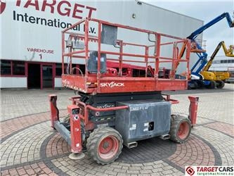 SkyJack SJ6832 RTE Electric 4x4 Scissor Work Lift 1175cm - Nůžková plošina: obrázek 1 SkyJack SJ6832 RTE Electric 4x4 Scissor Work Lift 1175cm - Nůžková plošina: obrázek 1