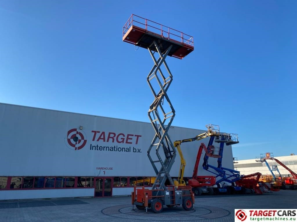 SkyJack SJ8841 RT Diesel 4x4 Scissor Work Lift 1430cm  leasing SkyJack SJ8841 RT Diesel 4x4 Scissor Work Lift 1430cm: obrázek 6