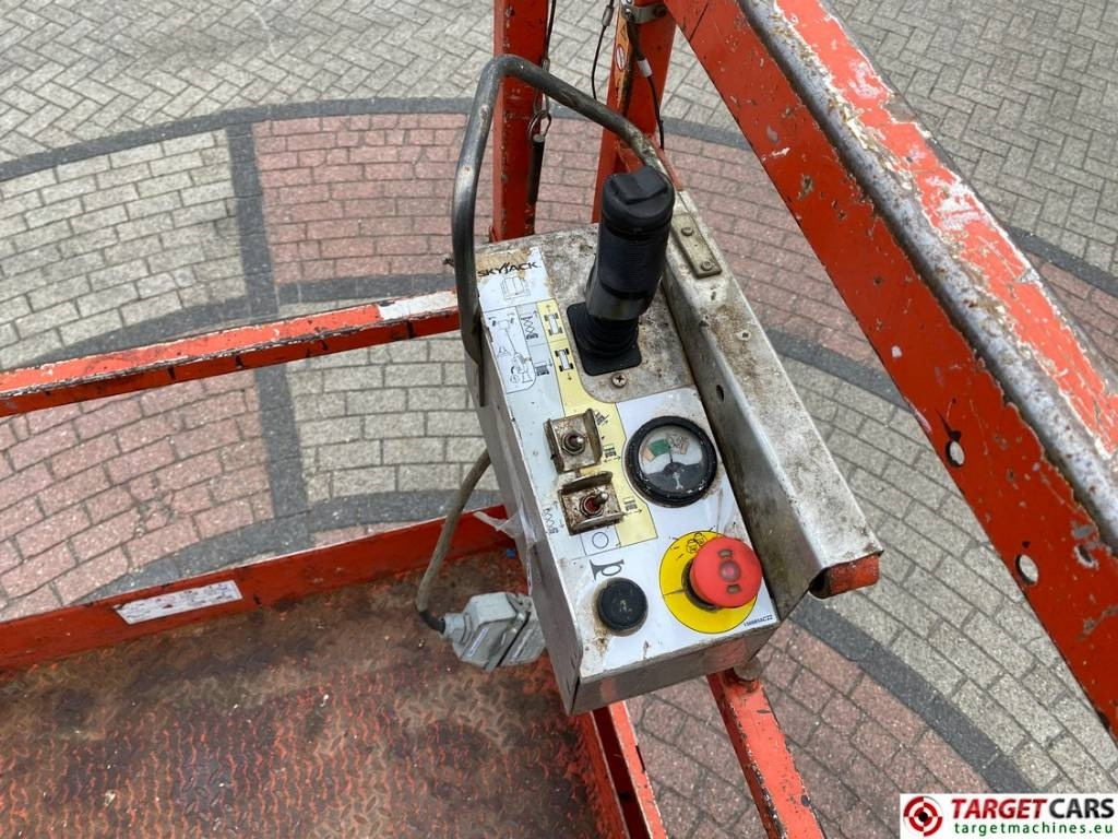 Nůžková plošina SkyJack SJIII-4632 Electric 4632 Scissor Work Lift 1170cm: obrázek 9