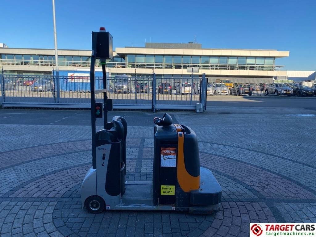 Still CX-T Electric TowTruck Tractor 24V 4000KG Capacity - Elektrický tahač: obrázek 3 Still CX-T Electric TowTruck Tractor 24V 4000KG Capacity - Elektrický tahač: obrázek 3