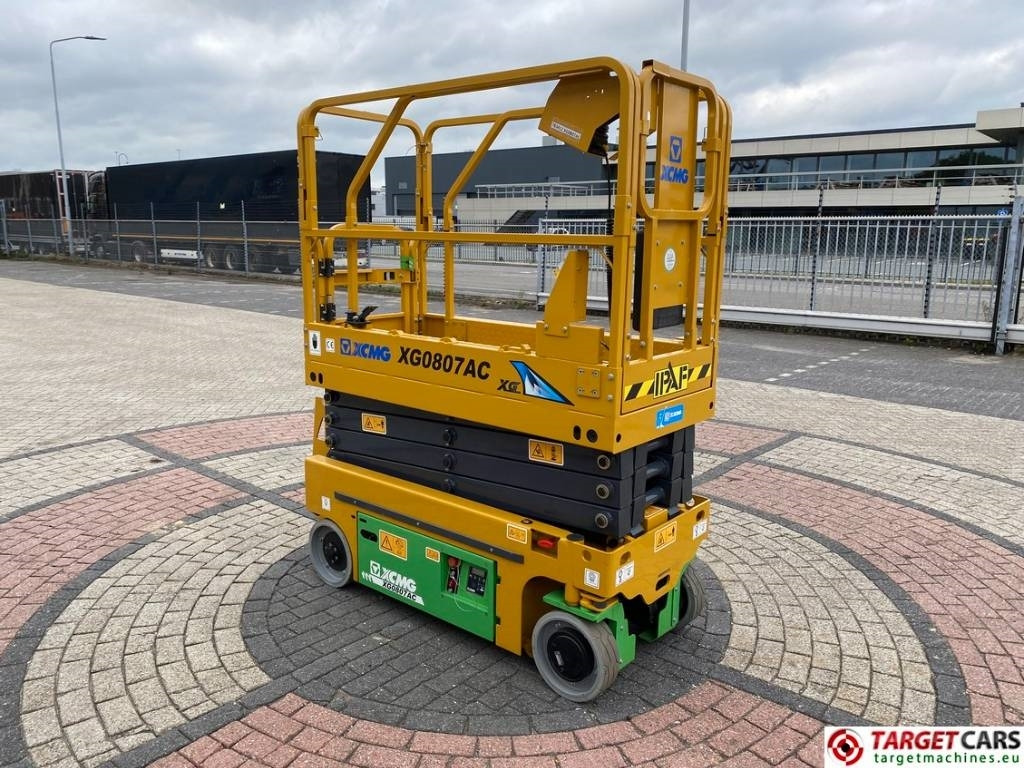 XCMG XG0807AC Electric LI-ION Lithium ScissorLift 780cm  - Nůžková plošina: obrázek 2 XCMG XG0807AC Electric LI-ION Lithium ScissorLift 780cm  - Nůžková plošina: obrázek 2