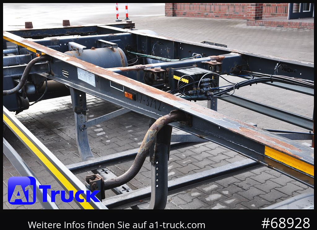 SCHMITZ AWF 18, SAF Achse, Standard - Nákladní auto: obrázek 2 SCHMITZ AWF 18, SAF Achse, Standard - Nákladní auto: obrázek 2
