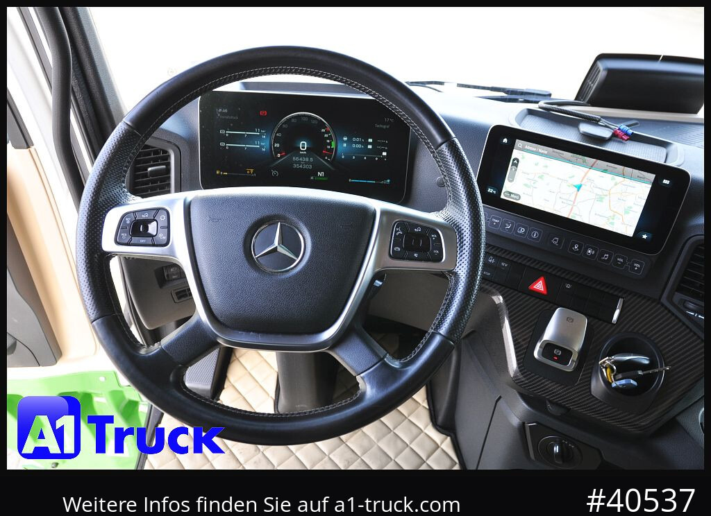 MERCEDES-BENZ 4158 BL 8x4, neues Model, guter Zustand - Tahač: obrázek 3 MERCEDES-BENZ 4158 BL 8x4, neues Model, guter Zustand - Tahač: obrázek 3