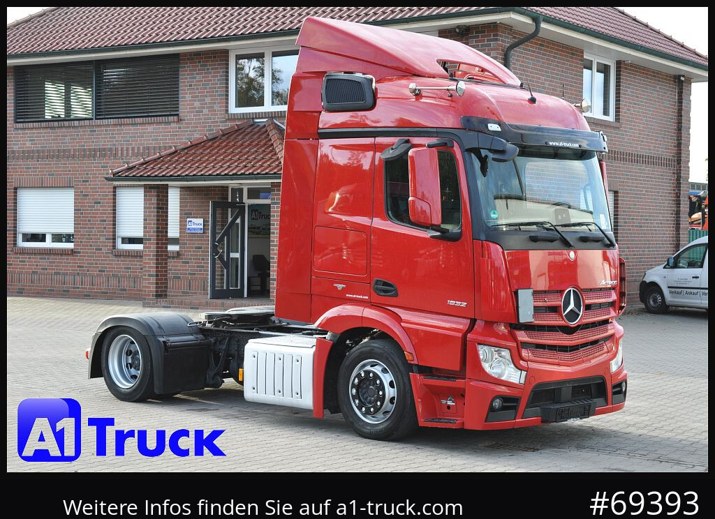 MERCEDES-BENZ Actros 1832, Lowliner, 1 Vorbesitzer - Tahač: obrázek 1 MERCEDES-BENZ Actros 1832, Lowliner, 1 Vorbesitzer - Tahač: obrázek 1