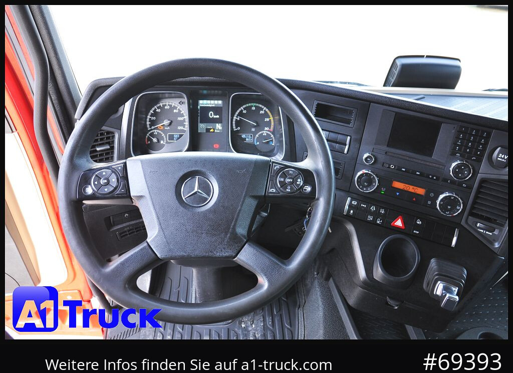 MERCEDES-BENZ Actros 1832, Lowliner, 1 Vorbesitzer - Tahač: obrázek 4 MERCEDES-BENZ Actros 1832, Lowliner, 1 Vorbesitzer - Tahač: obrázek 4