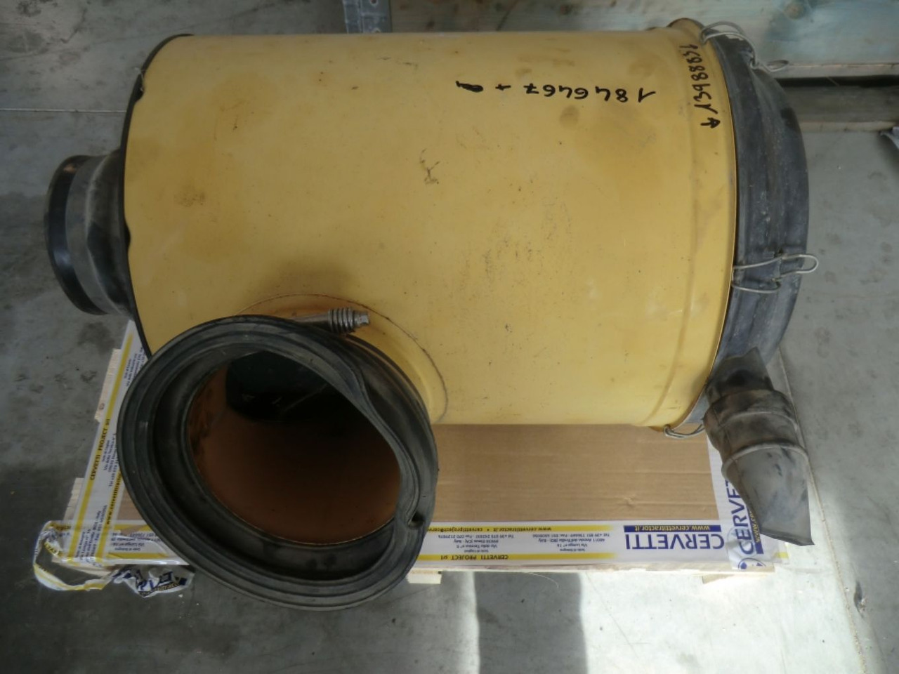 Caterpillar 735 Contenitore del filtro dell aria completo - Vzdušný filtr pro Stavební technika: obrázek 3 Caterpillar 735 Contenitore del filtro dell aria completo - Vzdušný filtr pro Stavební technika: obrázek 3