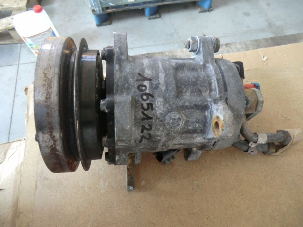 Caterpillar 928G COMPRESSORE ARIA CONDIZIONATA - Kompresor klimatizace pro Stavební technika: obrázek 2 Caterpillar 928G COMPRESSORE ARIA CONDIZIONATA - Kompresor klimatizace pro Stavební technika: obrázek 2