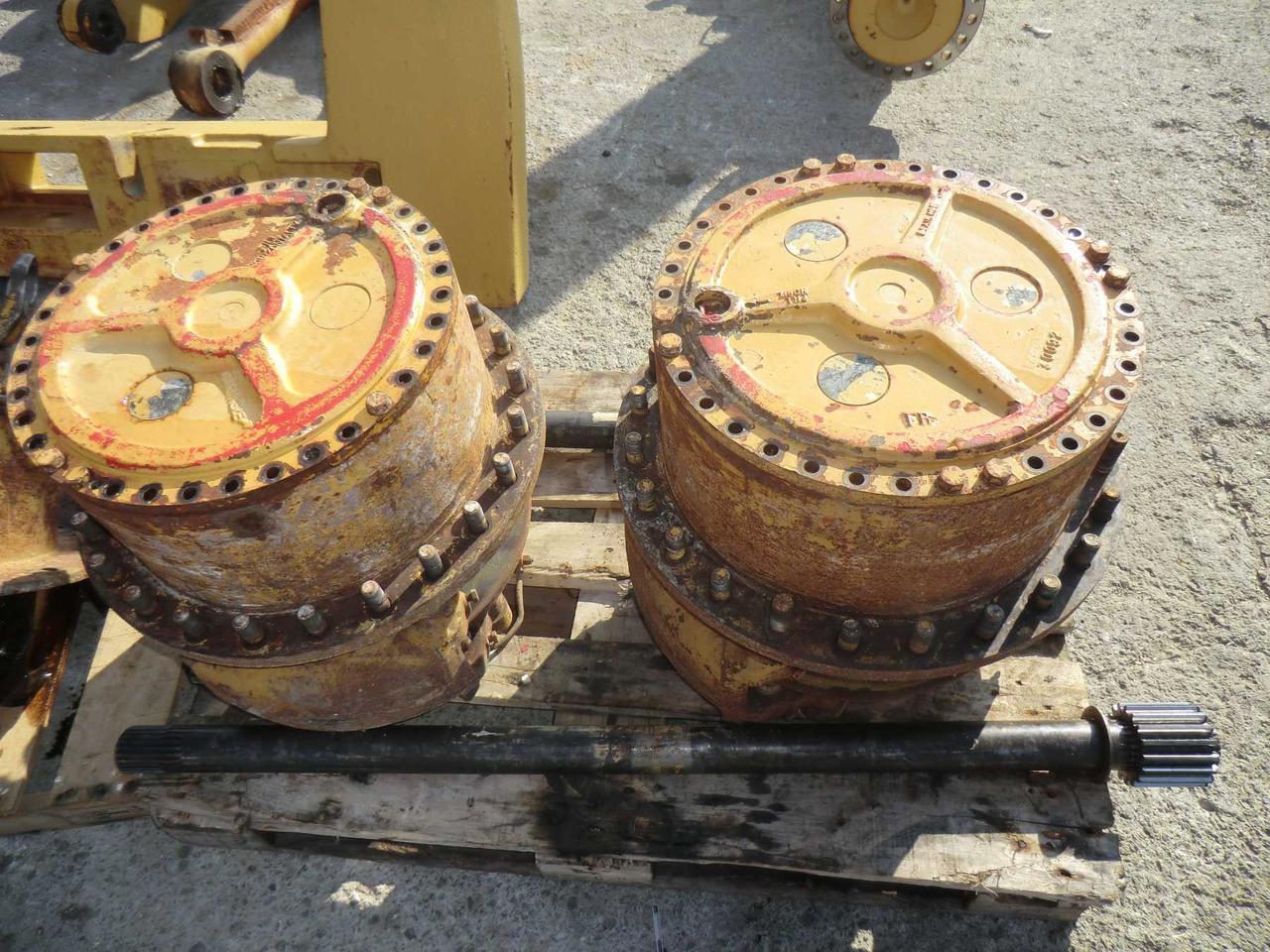 FIAT ALLIS FR20 Riduttore di traslazione. Può essere montato sia su assale anteriore sia su posteriore - Transmise pro Stavební technika: obrázek 1 FIAT ALLIS FR20 Riduttore di traslazione. Può essere montato sia su assale anteriore sia su posteriore - Transmise pro Stavební technika: obrázek 1