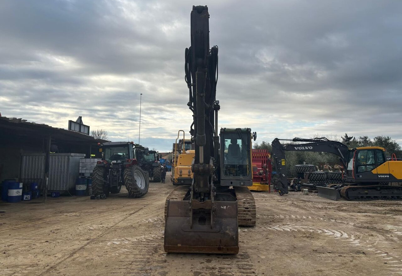 Pásové rýpadlo Volvo EC220DNL: obrázek 6