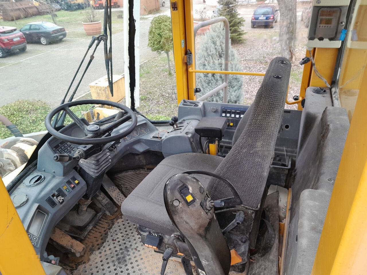 Volvo L330C - Kolový nakladač: obrázek 3 Volvo L330C - Kolový nakladač: obrázek 3