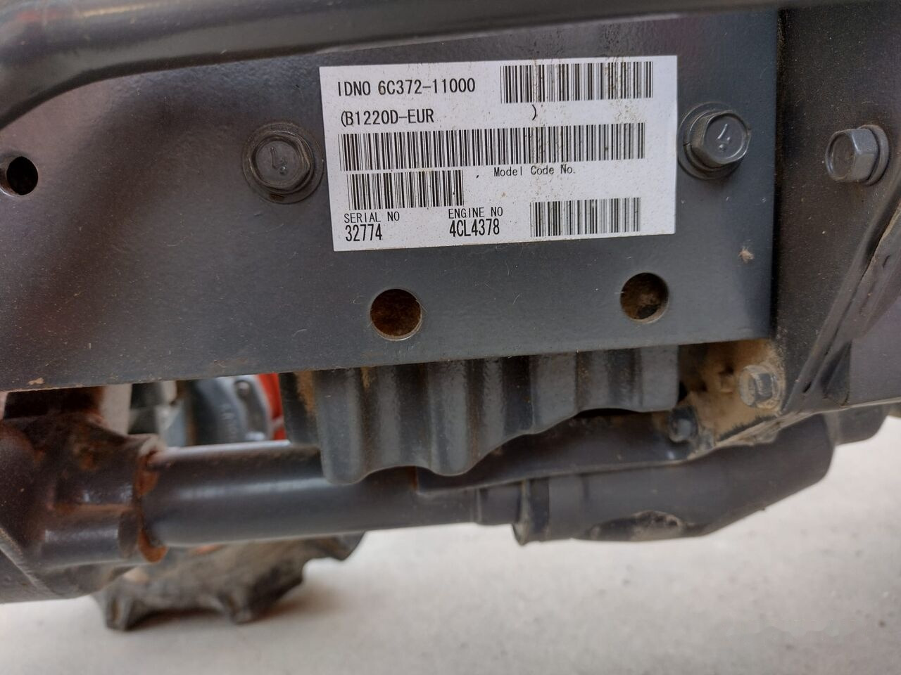 Kubota B1220 - Malotraktor: obrázek 3 Kubota B1220 - Malotraktor: obrázek 3