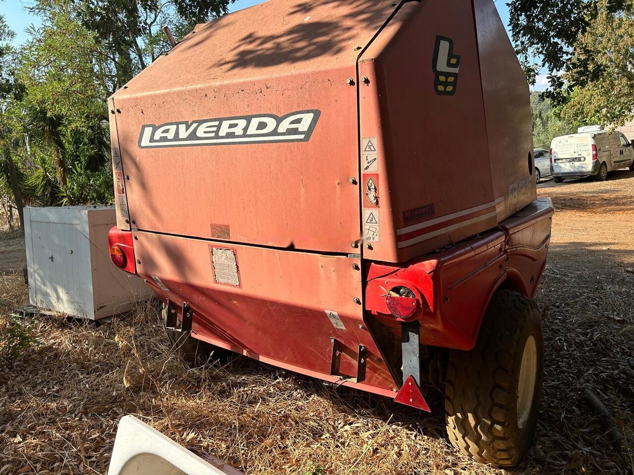 Laverda FB 12.15 - Lis na válcové balíky: obrázek 3 Laverda FB 12.15 - Lis na válcové balíky: obrázek 3