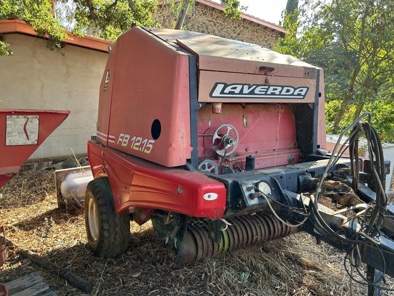 Laverda FB 12.15 - Lis na válcové balíky: obrázek 1 Laverda FB 12.15 - Lis na válcové balíky: obrázek 1