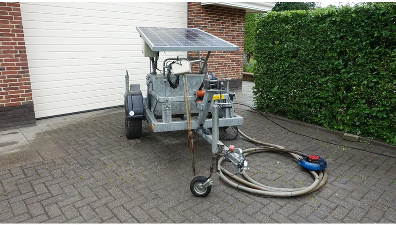 Plasdraspomp op aanhangwagen afzetbaar - Nesený postřikovač: obrázek 2 Plasdraspomp op aanhangwagen afzetbaar - Nesený postřikovač: obrázek 2