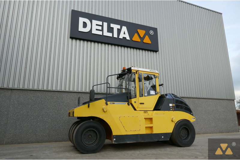 Bomag BW25RH - Pneumatikový válec: obrázek 4 Bomag BW25RH - Pneumatikový válec: obrázek 4