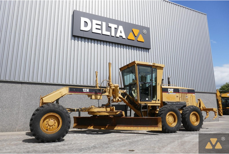 Caterpillar 12H - Grejdr: obrázek 4 Caterpillar 12H - Grejdr: obrázek 4