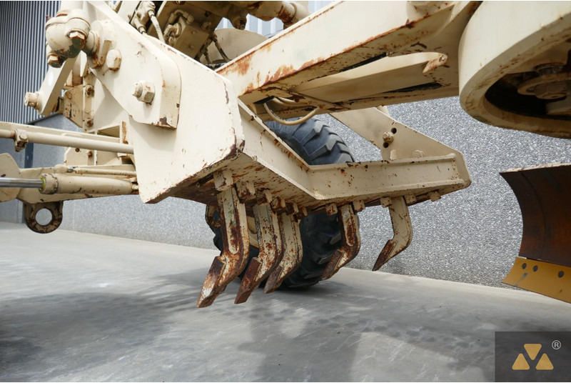 Grejdr Caterpillar 130G Ex-: obrázek 11