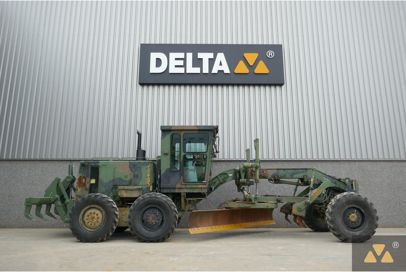 Caterpillar 130G Ex-army - Grejdr: obrázek 2 Caterpillar 130G Ex-army - Grejdr: obrázek 2