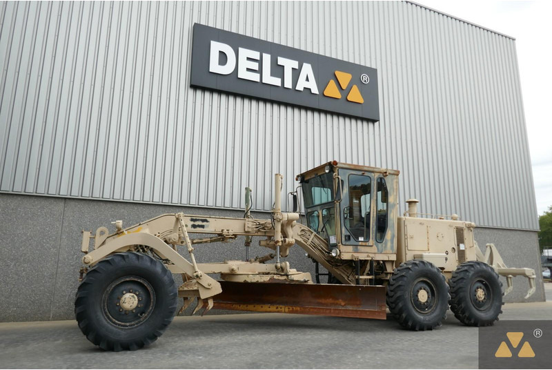 Caterpillar 130G Ex-army - Grejdr: obrázek 4 Caterpillar 130G Ex-army - Grejdr: obrázek 4